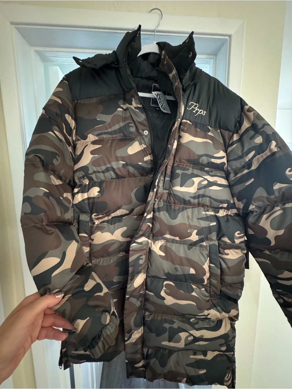 NWT PRPS Men’s Camo Puffer Jacket! Size XL!